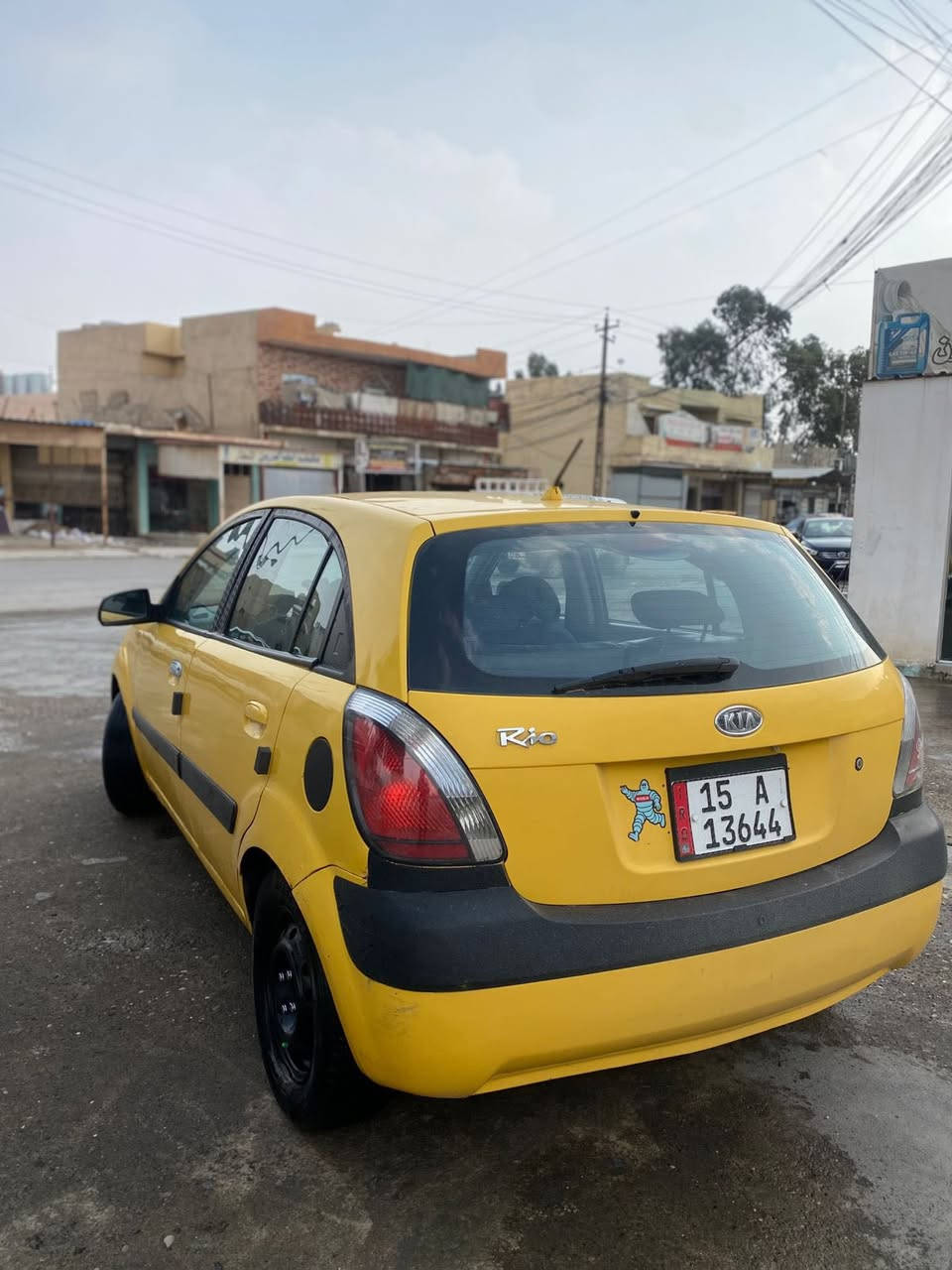 السلام عليكم 🖐🏻
Kia Rio 🔴
موديل ٢٠٠٦ 
تبريدها شغال 
محركهااا شرط لاصرف لانفخ 
عينا وكلچ قبل اسبوع بدلتو 
طخم تاية جديد بسيارة  
قوايش مبدل كامل سيارة ماعايزها مصرف 
داخلها نضيف كلش 
(بيها خيسان بداير مو قوي ) 
صاحبهااا يحول فقط 
كوبون مابي من تحول يطلعلها كوبون 
الماشراي لايخابر رجاءً 
   📍***********
#السعر_٦٨
