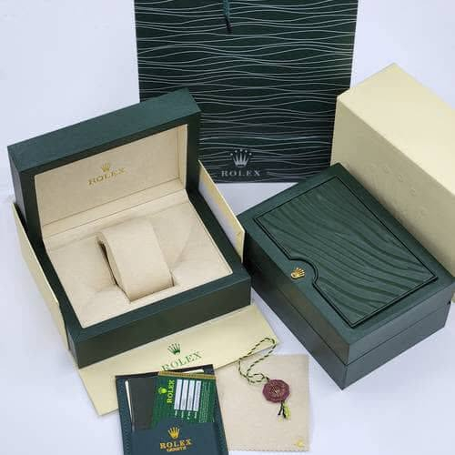 السلام عليكم ورحمة الله وبركاته 🌹

أهلاً وسهلاً بكم في Time Luxury ⌚✨
نورتنا، ويسعدنا خدمتك وتوفير أفضل الساعات الأصلية والفاخرة بأفضل الأسعار.
#خصم خاص لفترة محدودة جداً على ساعة روليكس دايجست🔥
Rolex Datejust Blue Dial_فخامة التفاصيل تلتقي بالأناقة الكلاسيكية 
ساعة رولكس ديت جست بإطار مخدد ولمعة ستانلس ستيل مع قرص أزرق ملكي يخطف النظر 

• تصميم فاخر وأنيق
• سوار Jubilee المريح والأصلي
• عدسة تكبير للتاريخ
• مقاومة للماء
• مناسبة للإطلالات الرسمية والكاجوال

التفاصيل تصنع الفرق 
"السعر قبل الخصم 250٫000 الف دينار عراقي للقطعة الواحدة.❎
"السعر الحالي بعد الخصم 185٫000الف دينار عراقي ✅

#التوصيل متوفر لجميع محافظات العراق.
للطلب والاستفسار راسل الصفحة.


**إذا كنت صاحب هذا الإعلان وتريد حذفه لأي سبب، رجاءا أرسل رسالة إلى الدعم الفني**