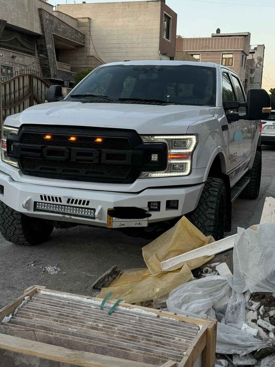 اف -150 lariat
موديل 19 كنديه 

بصمه ابواب 💎
بصمه تشغيل 💎
اشاير مري 💎
بانوراما 💎
ماشيه ١٩ الف فقططط ( زيييييرو ) 
كير طرح 💎
مكينه 3500cc💎
كير 10 نمر 💎
سعر تواصل ع رقم ***********
