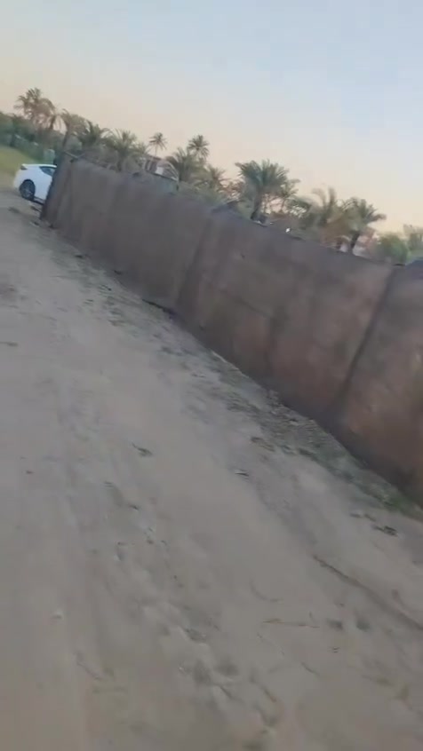 *🏡✨ قطعة أرض للبيع ✨🏡*  
*📍 كربلاء / طويريج / حي المستقبل*

*📐 تفاصيل القطعة:*  
🔹 *المساحة*: 1000 م² 📏  
🔹 *الواجهة*: 29 متر 👌  
🔹 *السند*: 25 - طابو صرف 📜✅  
🔹 *عرض الشارع*: 8 متر 🛣️  
🔹 *الموقع*: تبعد فقط 100 متر عن الجدول 💧  
🔹 *المنطقة*: حي المستقبل 🌳🏘️  

*🏢 المكتب*: مكتب عمار الشامي للعقارات 🤝

*📞 للاستفسار والتواصل:*  
 الاتصال على الرقم المذكور
*********** 📱  
*📩* أو راسلنا على الماسنجر 💬
