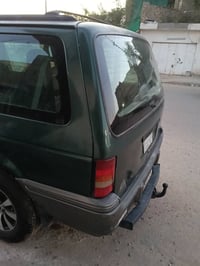 من رخصت صاحب الكروب دوج للبيع السعر 27وبيهه مجال رقم صاحب السيارة 0772...