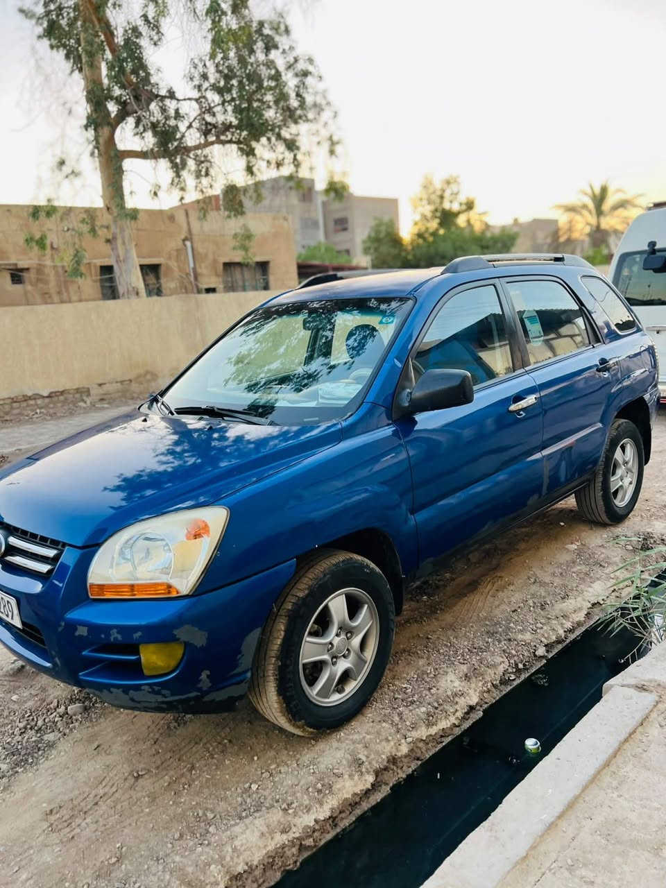 سبورتج 2008 للبيع 
بيه صبغ حزام 
محرك 2000 دوش 
السياره نظيفه تعبان عليه جاهزة من كلشي 
مشروع وطني بأسمي 
السعر جوه السوك 75ورقة 
بابل  القاسم 
***********
