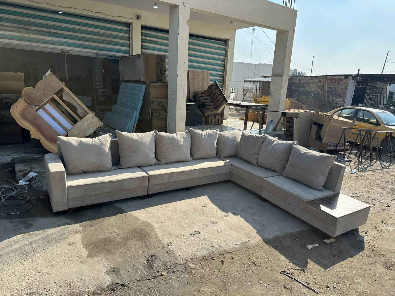 دوشمه ونجاره بيت العمر 

الجرايشي قرب مطعم الفلوجه 

دوشمه حسب انواع الفصالات 

وتغير الموديلات 

الستفسار ***********
