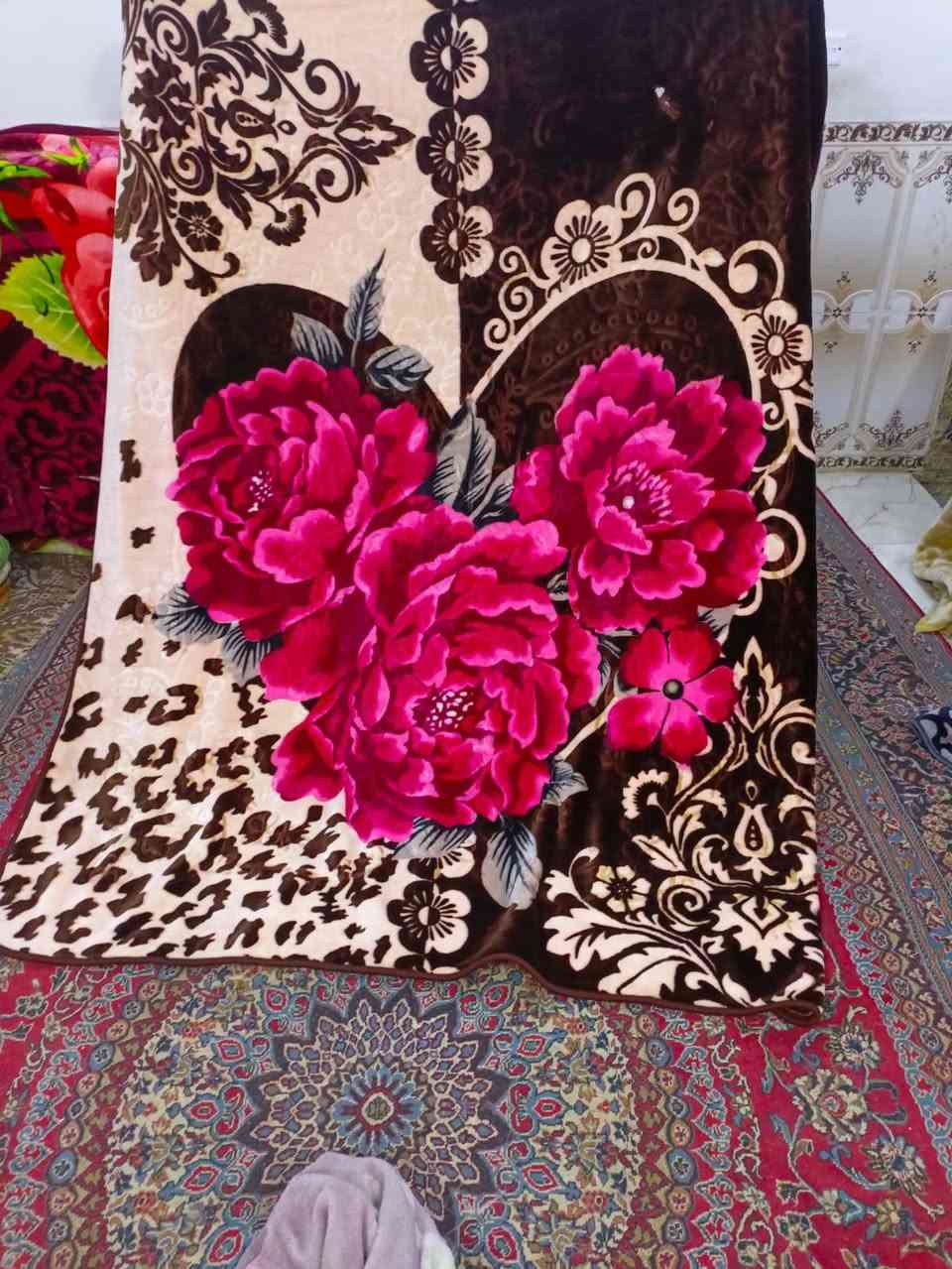 بطانيات باله اثخان وحفر ونفرين كبار القطعه ب 12ونص ***********بي واتساب
