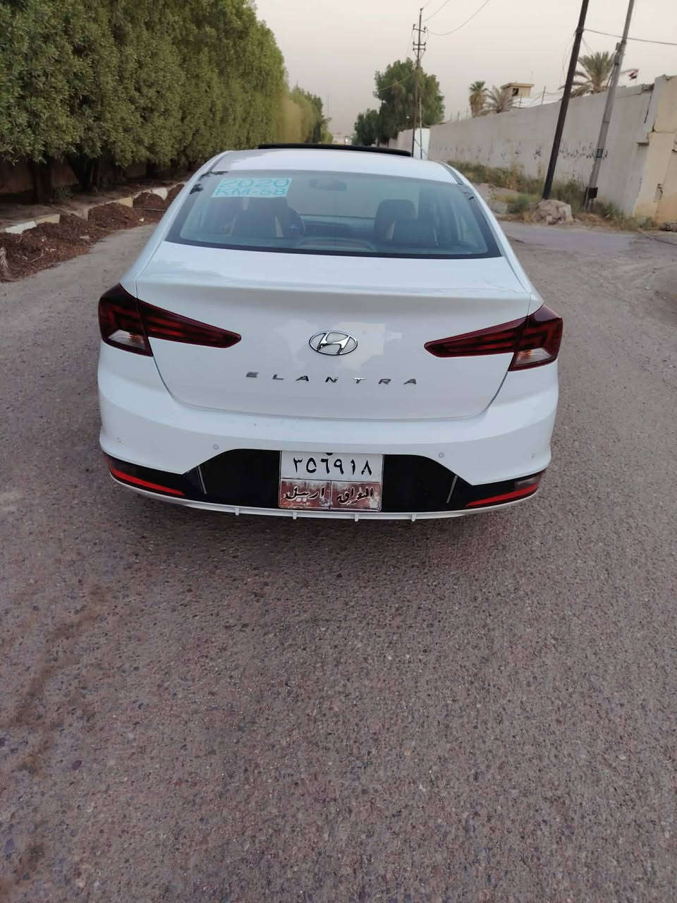 النترا. 2020        ELANTRA ماشيه 100
رقم اربيل بسم شركه تحويل وكاله 
فول موصفات 1/1
خليجي     
بصمة
سلايد - فتحة
محرك2000 دوش وضع شركه 
حساس  خلفي & امامي بلادي 
كاميرا خلفيه  أمامي 
شاشةكبيره اندرويد 
تحكم أستيرن 
وضعيات قيادة متعدده ٣ وضعيات
 عادي وسبورت وذكي
كشنات جلد لونين
مري شفط نضام ترحيب 
صندوق بصمه ذكي
عليه منضومة زنون ثلجي 
تبريد قطعتين

مدخل AUX+USB/بلوتوث...
بصمة ابواب
سياره مكفوله كفاله عامه عد كارت مقدار 4اصابع 

السعر 168 ورقه وبيه  مجال.      ترهم مراوس بسياره اقل من سعرها 
 
العنوان الدوانيه قضاء الشاميه 

للاستفسار اكثر  الاتصال ع او واتساب 
***********
