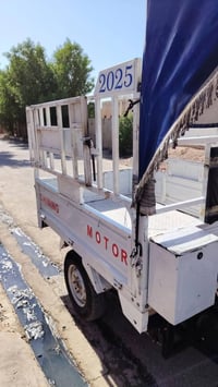 توك توك • للبيع