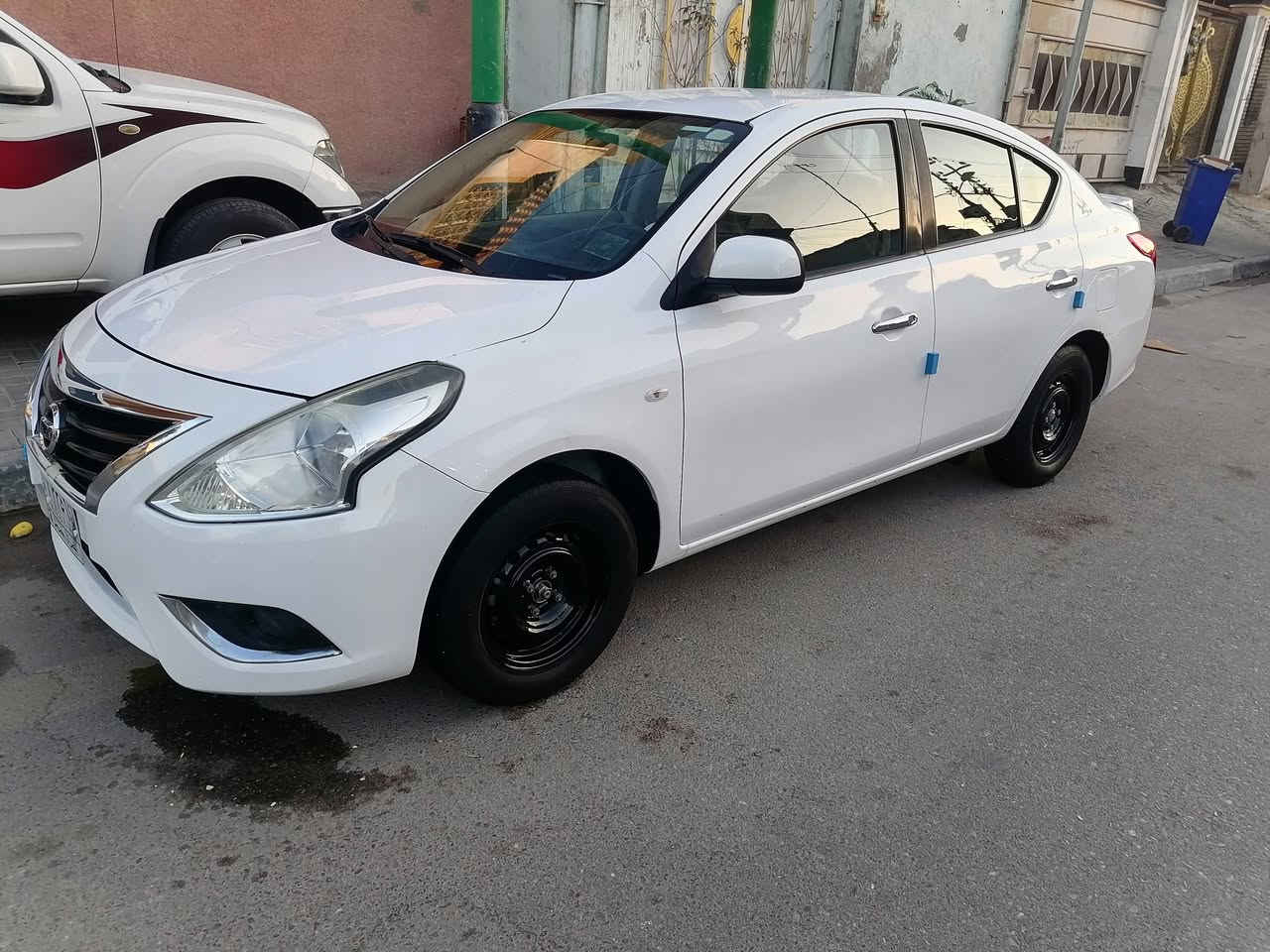 موديل 2020 بيهه صبغ قبق البانزين ضربه مو قويه والباقي مابي شي جاهزه كير ومكينه وتبريد حداده وتخم تاير مابيهه اي نقص للبيع فقط مكاني بصره سعرهه ب98 وبيهه مجال ***********
