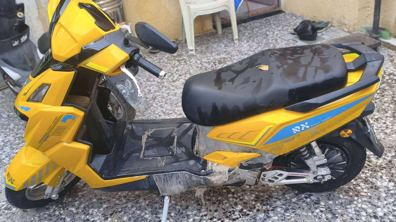 سلام عليكم دراجه شحن للبيع نضيفه كلش وانضف من ال بل تصوير بطاراته 10 ونص   6 بطاريات صارلي 5 اشهر من اخذته ومستعجل علا البيع الله شاهد السعرر 600 وبيهه مجال حك الجيه الاستفسار ***********/ ***********
