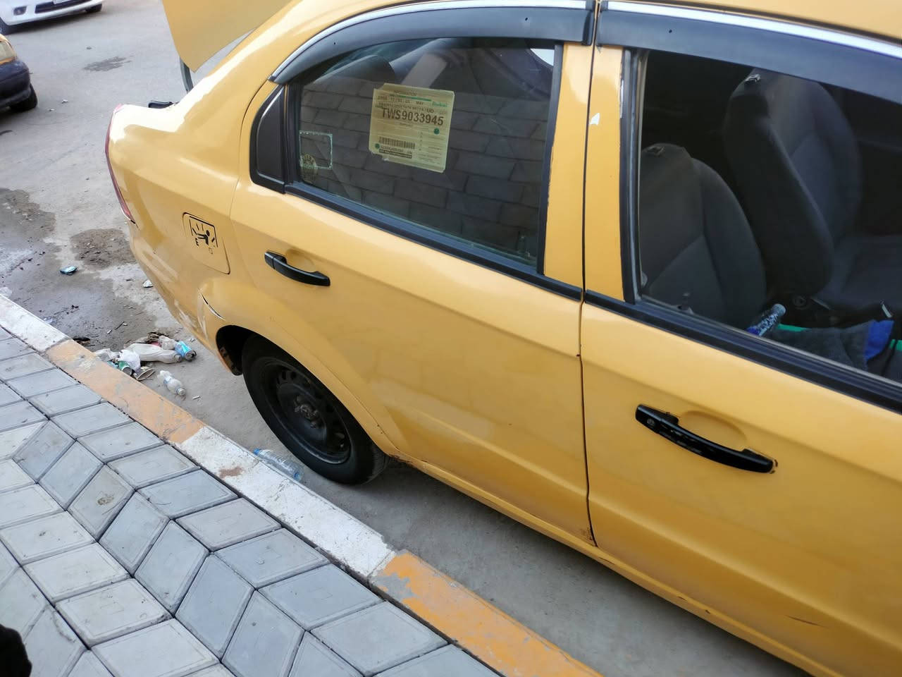 افيو للبيع او مراوس مكفوله من الحادث القوي بيها طخات رقم دولي  السعر (37 مبايل ***********
