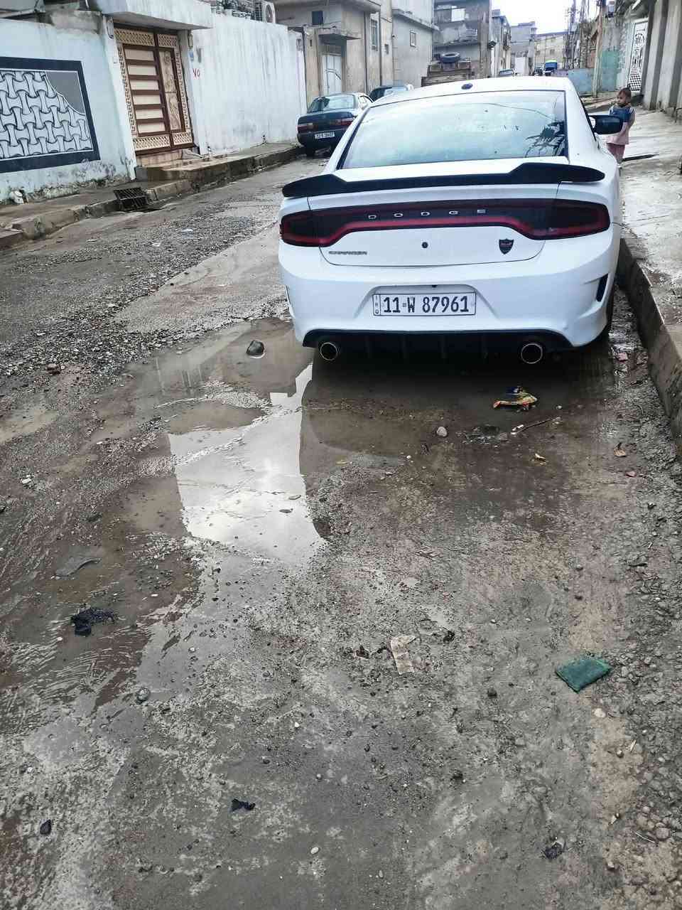 سلام عليكم للبيع جارجر موديل2015 بوليسي ماشيه84 الف كيلو بغداد بسمي محرك 3600 تو ويل مصبوغه حزام اثر شخوك صور الحادث بالمنشور وهنا بالعراق بيه جاملغ خلفي كل التفاصيل مذكوره السياره جاهزه مكاني الموصل الأيمن السعر 138 وبيها مجال بسيط ***********
