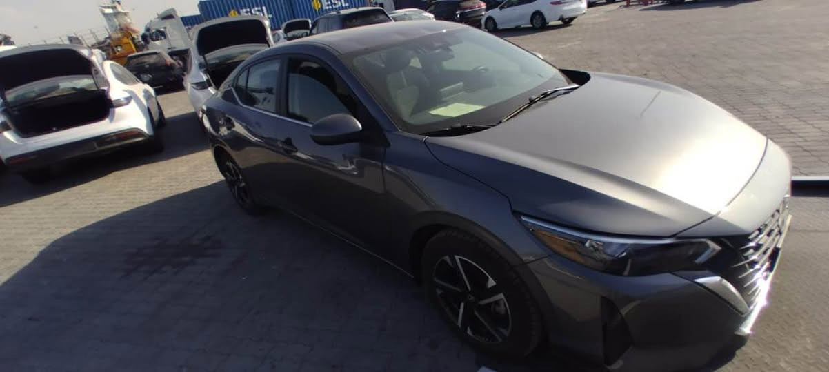 Nisan Sentra 2024 SV 
سەیارەکە کلینە بێ سبوخە 
بەسەمیە رادار پشتو پێش
راداری ئاوێنە
تەحدیل  سورحەیە
زۆر مواسەفاتی تر 
سحری ١٤٩ مەجالێکی کەم 
رەقەم تەلەفۆن 
ڤایبەر وەتسئەپ 
***********
TB دەرۆژی تر سەیارەکە لە هەولێرە خوا ج مقەدورنەدە أربيل, العراق
