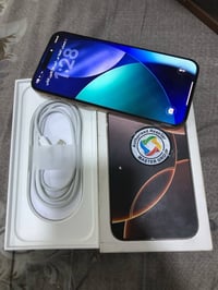 آيفون ١٦ برو ماكس • ٢٥٦ • مبدل ظهر