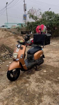 (دلفري حر) متواجد 24ساعه  شتحتاج اجيبلك واذا عندك طلبيه هم تريد توصلها...