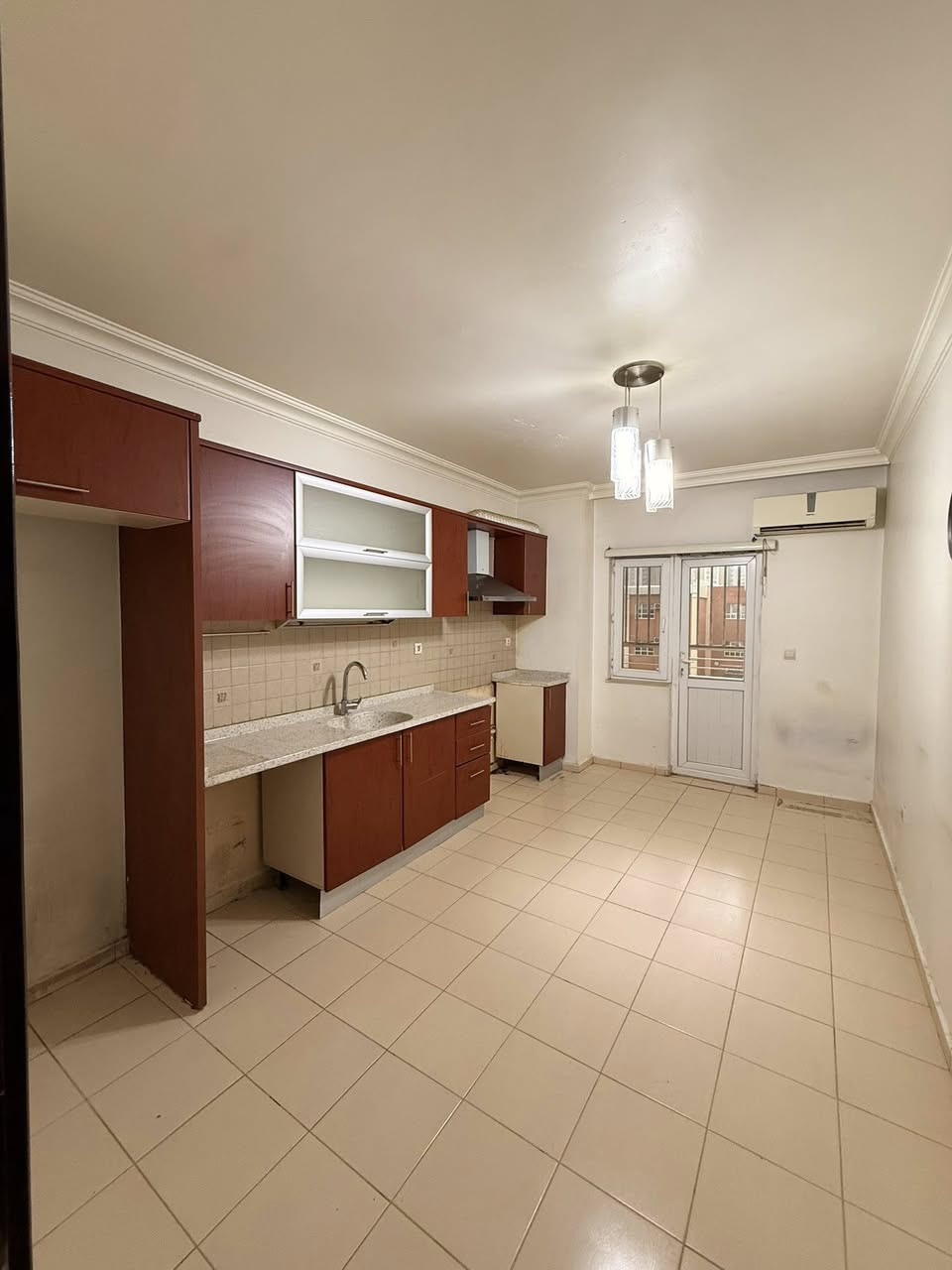 شقة للبيع في افروستي( دهوك)
طابق 3
مساحة 168
واجهة شيمال شرق 
ارقام الهواتف
***********
#دهوكيه #شريكةعقارات #شراءعقار #دهوكيه #افروستي #avrocity #موصل #للبيع #duhokcity #DUHOKTV
