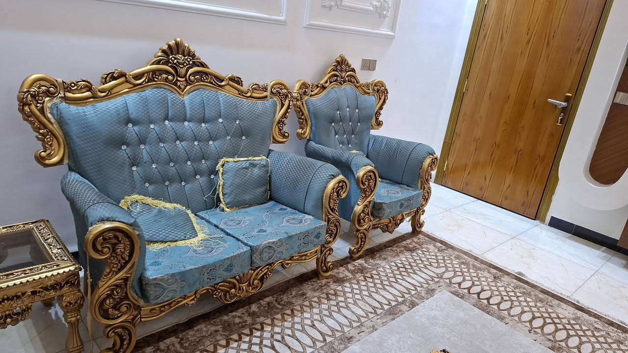 السلام عليكم للبيع تخم ١٠مقاعد مكان بابل ***********
