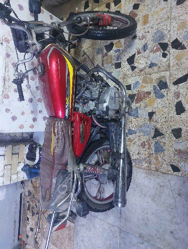 السلام عليكم دراجة ايراني للبيع موديل 2023 اوراقها كامله و
الدراجه مكفوله ونضيفه وبيها نواقص بسيطه  السعر 450 وبيها مجال مكان بغداد الشعب بغداد, العراق


**إذا كنت صاحب هذا الإعلان وتريد حذفه لأي سبب، رجاءا أرسل رسالة إلى الدعم الفني**