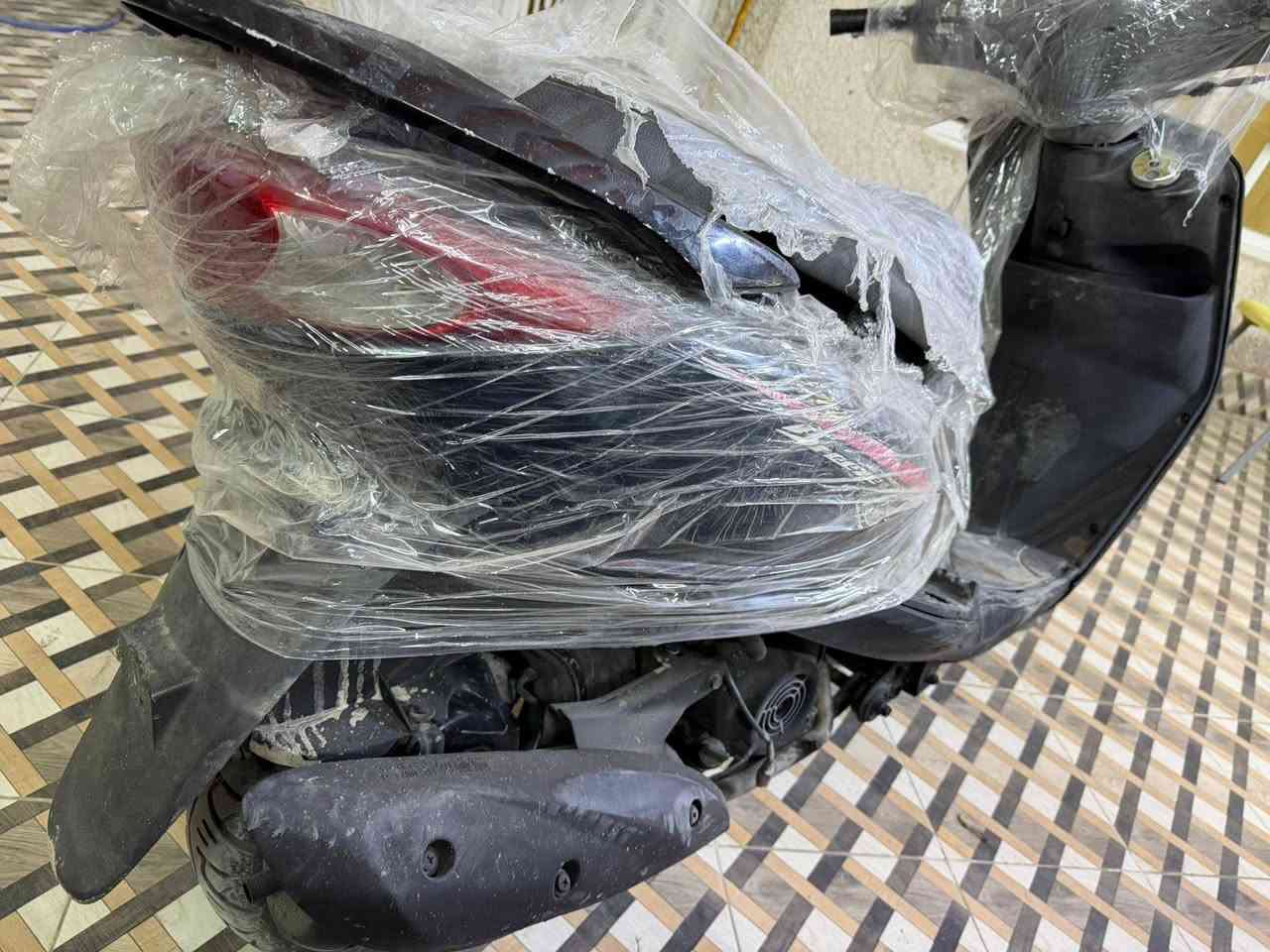 دراجة بريز لايت ناصي بيها شغلات تجارية جديدة مكاني بالحرية *********** 
السعر 800
