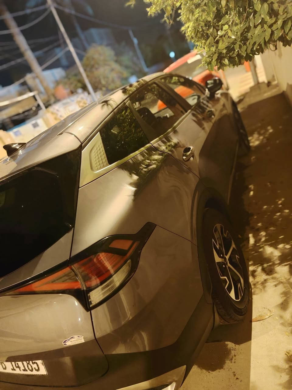 كيا سبورتج 2023 مواصفات الEX
وارد امريكي 
بدون ارباك السياره ماشيه 67 الف 
السياره بصمه رادارات أمامية و خلفيه كشنات جلد وكهرباء وبعد اهواي مواصفات 
السياره حادثها فقط بنيد والسياره بدون أرباك وبدون دواخل
صورة الحادث والسونار مرفقة مع الصور  
محرك 2500
السعر 185$
مكان بابل 
***********
