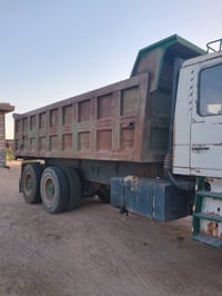 سياره للبيع موديل 82 محرك لا تنغيص ولا تبخير كير 5/5 شاصي مطول وكاله ب...