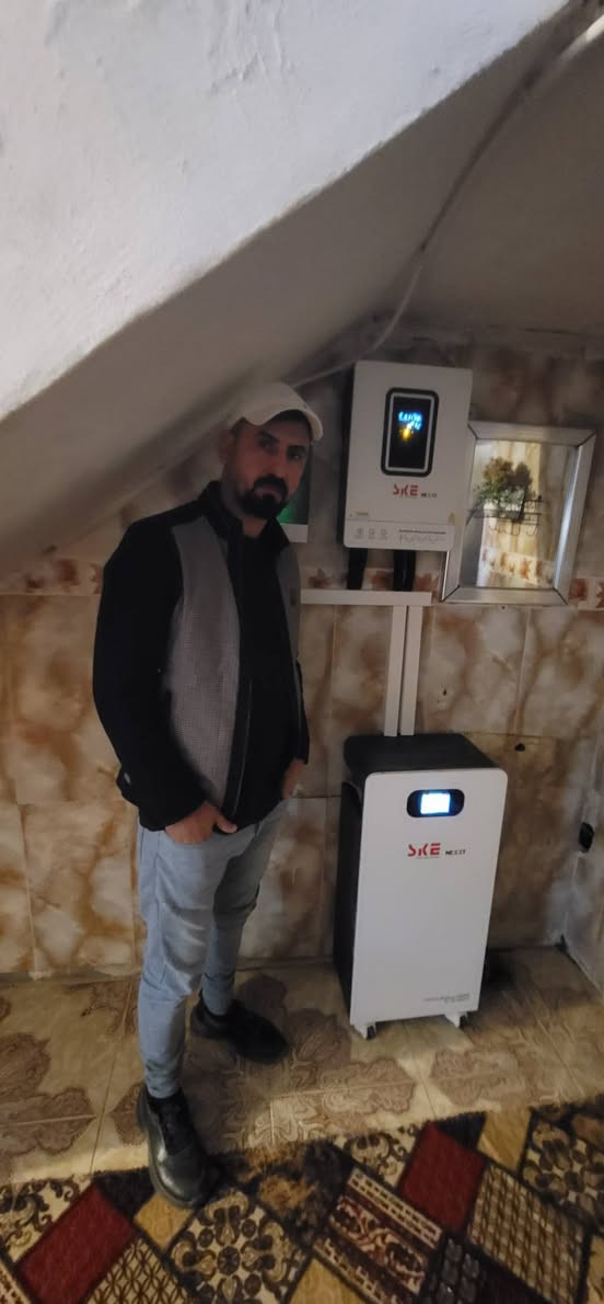 مكتب البيت المعاصر للبناء والتصاميم الهندسية ...
قسم الطاقة الشمسية ...

هل تبحث عن حلم استمرار الكهرباء إلى واقع؟ مكتب البيت المعاصر يوفر لك خدمات متميزة في حلول الطاقة النظيفة (الطاقة الشمسية ) بجودة عالية وذات شركات رصينة وبضمان حقيقي .

🔹 خدماتنا:
- تجهيز ونصب كافة المنظومات بسعات مختلفة حسب حاجة وطلب الزبون وبأسعار تنافسية .
- تصاميم بوردات حماية للمنازل والمحلات التجارية والمعامل تناسب احتياجاتك.
- مخططات كهربائية .

بادارة : المهندس حسين جابر السعدي

📞 اتصل بنا الآن:  
***********

مكتب البيت المعاصر هو خيارك الافضل في ديالى.
الموقع : (٦٥) 
نصب منظومة (١٥) أمبير نهارا، (١٥) أمبير ليلا 
الخالص - جديدة الاغوات. 
للأخ : علي محمد عبد الرضا السعدي.
