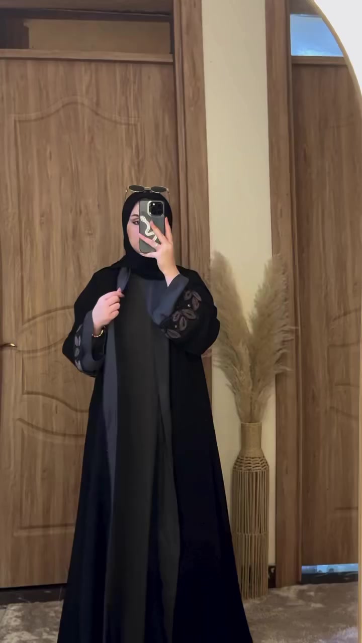 ⁨ بشت و بنصل كويتي 🩶🖤
خامة جرجيت دبل انترنت ✨
اللون: رمادي و أسود

قياسات تناسب من وزن ٥٠ إلى ١١٠
حسب الوزن والطول حتى يطلع اللبس مرتب وأنيق 🤍

للحجز والاستفسار عبر الواتساب:
📱 ***********

🚚 توصيل لكل محافظات العراق⁩
