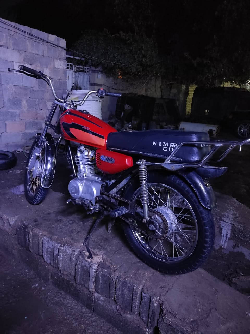 دراجه 4لبيع مكينه ارشه دراجه كامله مكمله كلشي ما نقصه فول نضافه سعر275و بيه مجال لشراي يدلل مكاني كربلاء حي سلام ***********
