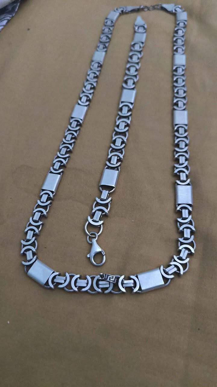 زوج سناسل وڨورمات فضة طليان قسنطينة 0552159811 قسنطينة, الجزائر


**إذا كنت صاحب هذا الإعلان وتريد حذفه لأي سبب، رجاءا أرسل رسالة إلى الدعم الفني**
