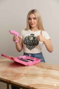 عدة أدوات كهربائية وردية متكاملة - الحل الأمثل لكل امرأة عصرية!   اجعل...