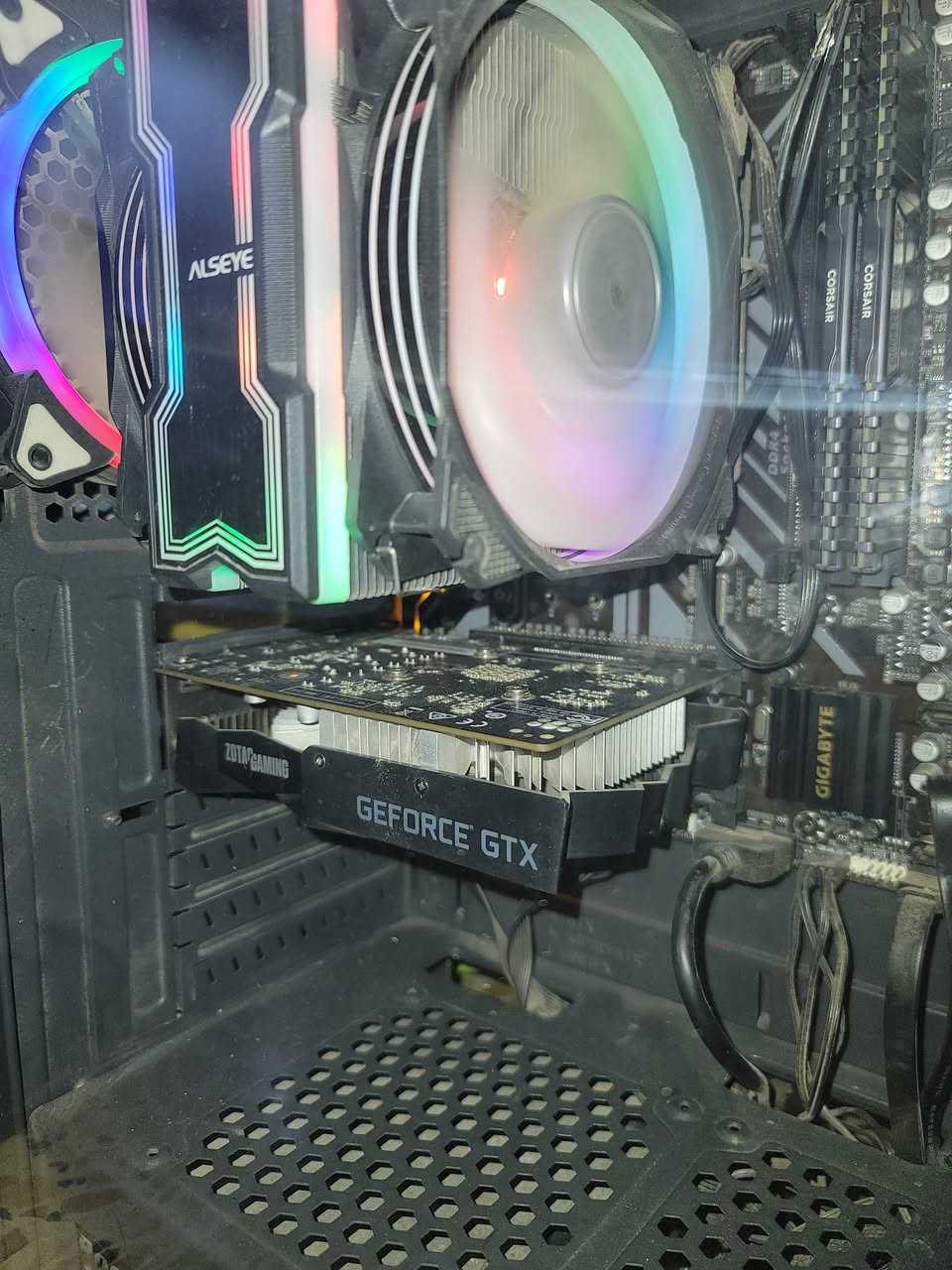 تجميعه بسعر مناسب للجميع وتشغل الي تريده باداء حلو وتفيد للمونتاج والالعاب 

المواصفات
 • المعالج: Ryzen 5 3500
 • كارت الشاشة: GTX 1650
 • المذربورد: B450
 • الرامات: 16GB Corsair
 • التخزين: SSD 128GB + HDD 1TB
 • الباور سبلاي: 500W RGB
 • النظام: Windows 11 Pro مفعل
وكل هاي ب ٤٥٠ الف و اذا وياها  شاشه 27 بوصه من شركه asus المعروفه و 144 هيرتز تصير ب ٥٧٥

حياكم مكاني بغداد الدوره حي المعلمين


**إذا كنت صاحب هذا الإعلان وتريد حذفه لأي سبب، رجاءا أرسل رسالة إلى الدعم الفني**