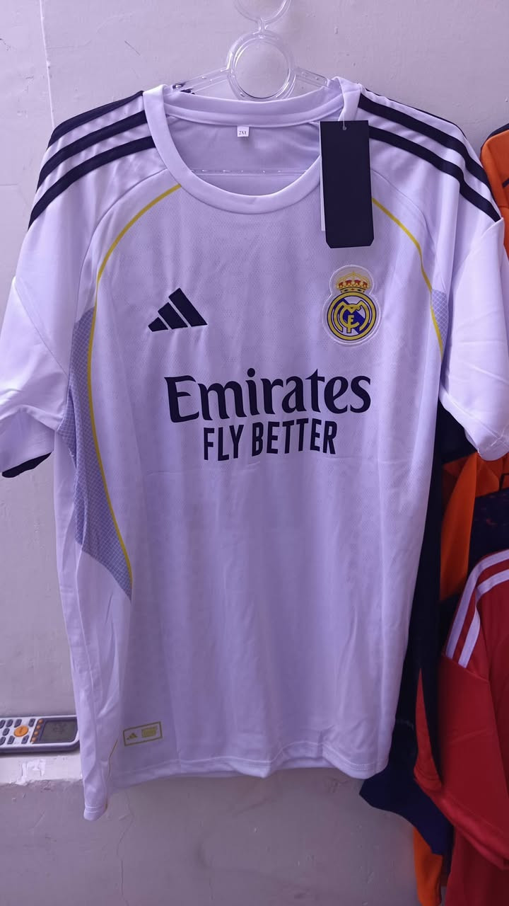 سلام عليكم دريسات انديه 2026 دريس وشورت متوفر جمله مفرد  توصيل جميع محافظات العراق للحجز واتساب او خاص ***********
