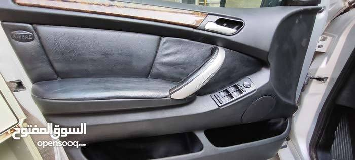 سلام عليكم
غير متواجد على الفيس اي استفسار اتصل على الرقم او واتساب
***********

BMW x5 e53 2001 3.0. 4*4 رقم اربيل دولي
محرك سته سلندر دبل فانوس جديد مع الكير كفاله
سيرفس للمحرك بالكامل ومي زيتي
كير اتو وسبورت
فور ويل وشغال
مكفول من أي ضربة او حادث
تم تبديل جاملغات امامية مع دعاميه واعادة طلائها  بسبب شخوط
صبغ قمارة اثر سقوط قمريه كراج عليها بدون ضرر
حداديه سيرفس كامل  والخلفي دبل وفنر
هوك خلفي بلادي
حساسات امامي وخلفي 
ترحيب داخلي وخارجي
نظام سكيورتي بلادي
شاشه أندرويد 
مقاعد ذاكرة ميموري
استرين كهرباء وخزن ميموري
لايت زنون بلادي جديد
بك لايت كرستال
المري عاكس للضوء
كهربائيات بلاديه جميعها تعمل
منظومه تبريد كاملة جديده 
فان امامي وفان خلفي( دبل فان )
ويل كب 19 مع تخم تاير
ماشيه 192000 قابل للزياده
سنوية تنتهي 2027
مكان السيارة البصره
السعر 94 $  ورقة قابل للتفاوض
