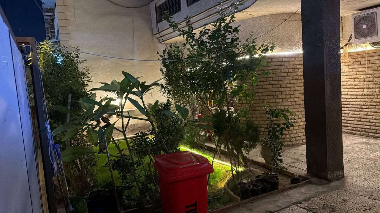 بيت 200 طابق واحد حي جهاد المخابرات السعر 400 بي مجال ينباع كامل وينباع تقطيع استفسار ***********
