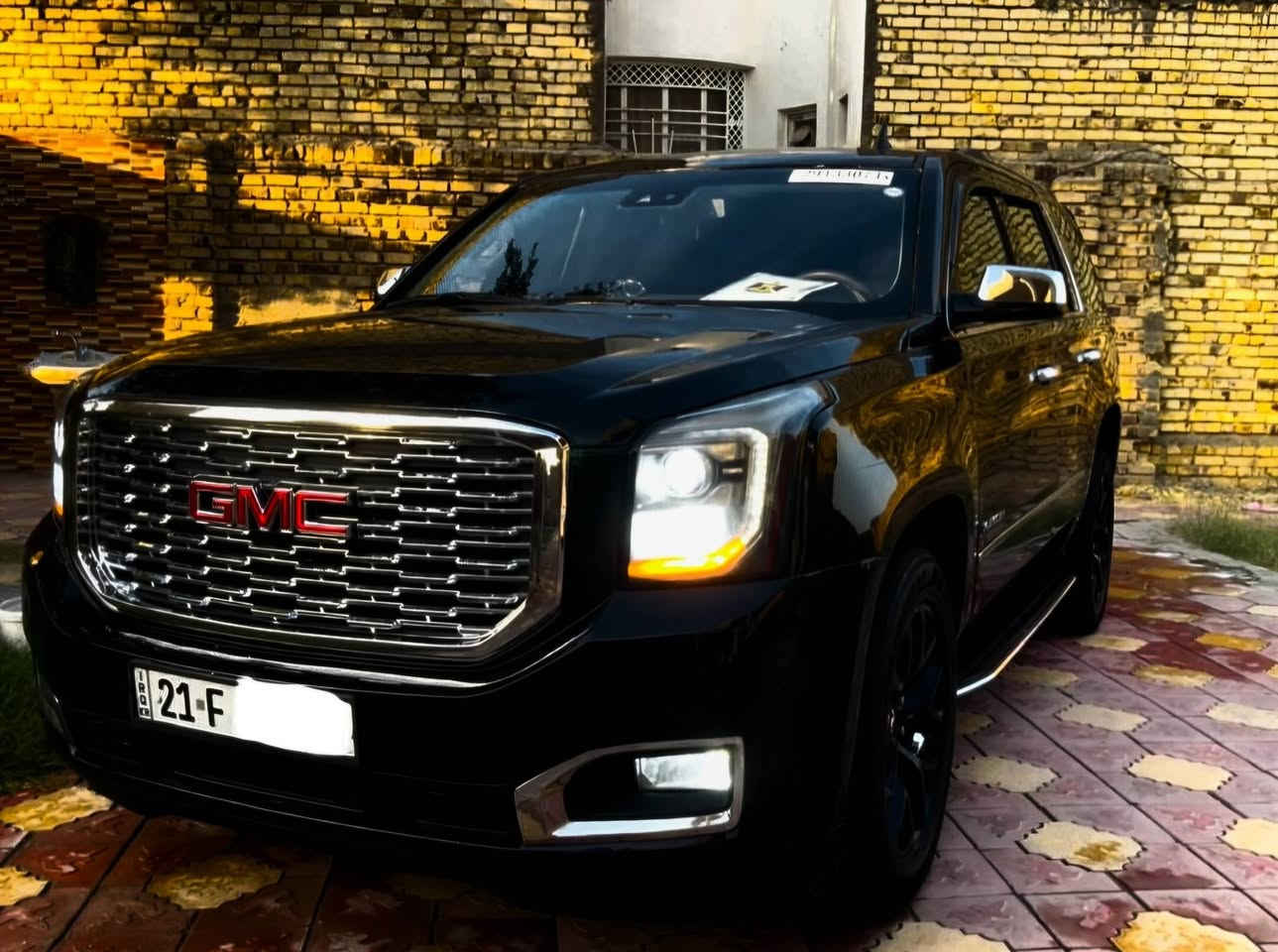 سلام عليكم يوكن جمسي
الفئه :  SLE
الون :  الاسود
حجم المكينه:5300
الرقم : اسليمانيه بسمي
المكان :النجف الاشرف
الوارد : خليجي
الداخل : عسلي
حجم الويل: 20
بجم مال SLT
ملاحظه
سونار مرفق بل صور
سياره كير مكينه حداديه مشروطات سياره جديده بمعنه الكلمه بيهي تراي زيرو السعر 262
الاستفسار والتواصل على الرقم *********** ***********
