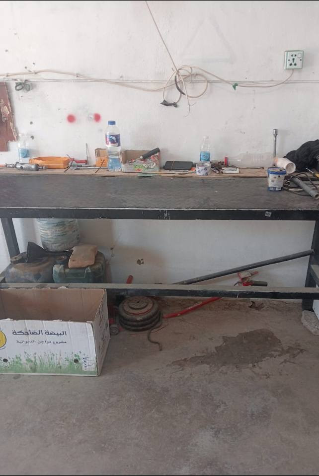 غراض بنجرللبيع. ميز تسكا تفصال مع اوتي حراري مع قوالب جديدة.  مع رفوف عدد 2. مع  درين هوه  كيج اصلي كتروني ارقام  وعادي عدد2 صوندات اصلية 20 متر. جك 3 طن مستعمل اسبوع  العنوان بغداد مدينه الصدر.السعر 650 وبيهن مجال قليل. الاتصال ***********
