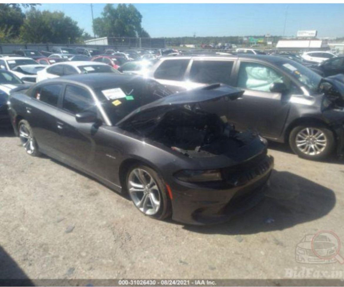 جارجر RT موديل 2020
محرك 8 سلندر 5700 تيربو 
مغلفه PPF طافي ضمان 10 سنوات
الجاملغ والبنيد مبدلات فقط
رايدها بـ215 وبيها مجال للشراي 
للتواصل على الرقم 
***********
