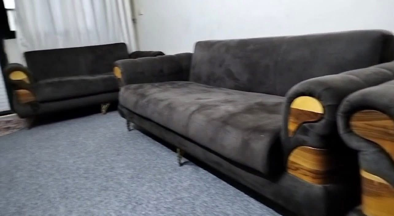 تخم ٨ مقاعد تركي نضيف مابي اي ضرر او عيب ‏بسعر 400 وبي مجال بسيط العنوان بغداد حي العامل


**إذا كنت صاحب هذا الإعلان وتريد حذفه لأي سبب، رجاءا أرسل رسالة إلى الدعم الفني**