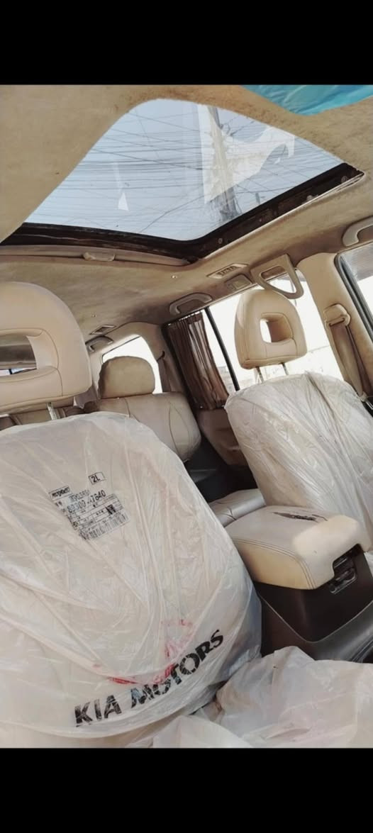 متوفر باجيرو ٢٠٠٦ محرك ٣٠٠ تبريد حداديه تايرات جدد مكاني شعب السعر ٦٣ للتصال ***********
