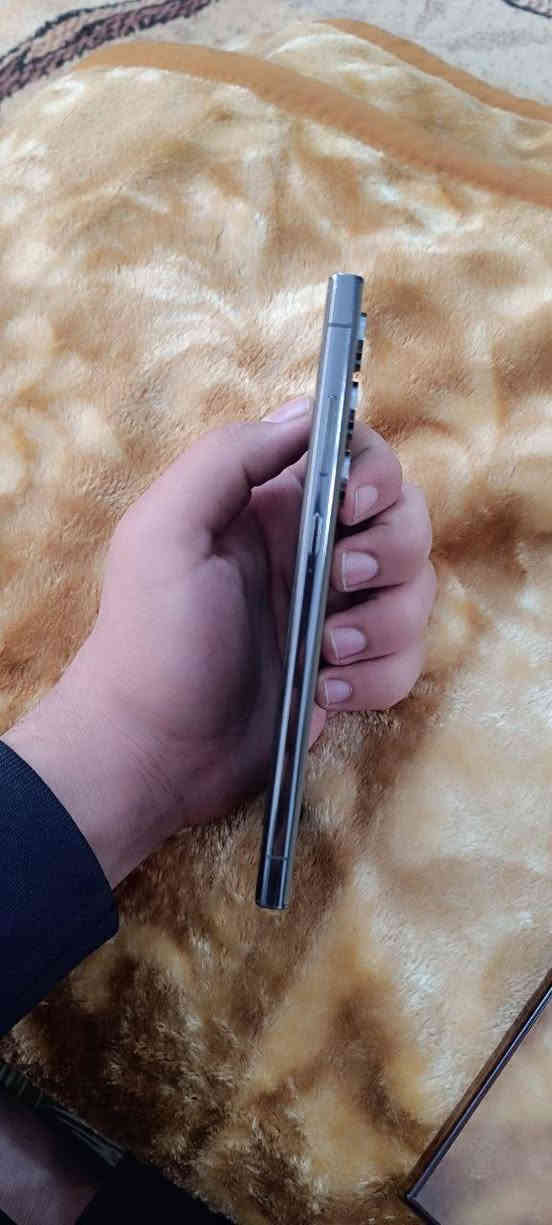 السلام عليكم 23 الترا للبيع نظافة 95% ضمان عين الفهد الكارتونه موجودة شاشة مابيه شي هاي لزكة جلاتينيه كلشي مابي جهاز شي بس هاي بالشاصي مال قلم شويه رايح صبغ
سعر 725 مكاني مسيب او كربلاء هذا رقمي ***********
