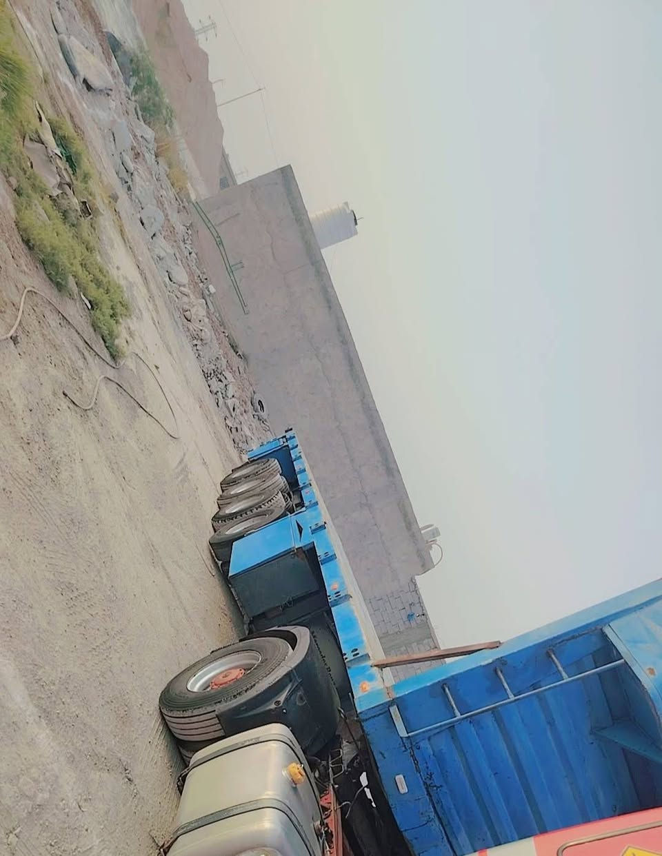 سلام عليكم عرباين للبيع وحده بلوم ٣دناكير وحداديه ٤دناكير تخم تاير ***********
***********
