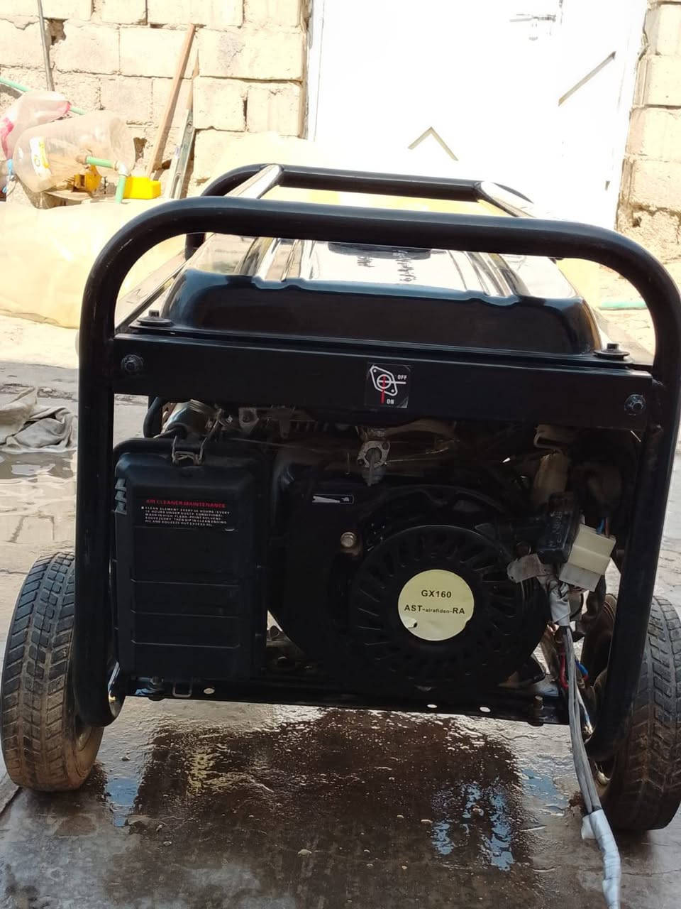 السلام عليكم مولده للبيع عوزه بس باتري استخدام شهرين المكان ديوانيه طريق السنيه السعر 175وبيه مجال ‏‪***********‬‏
