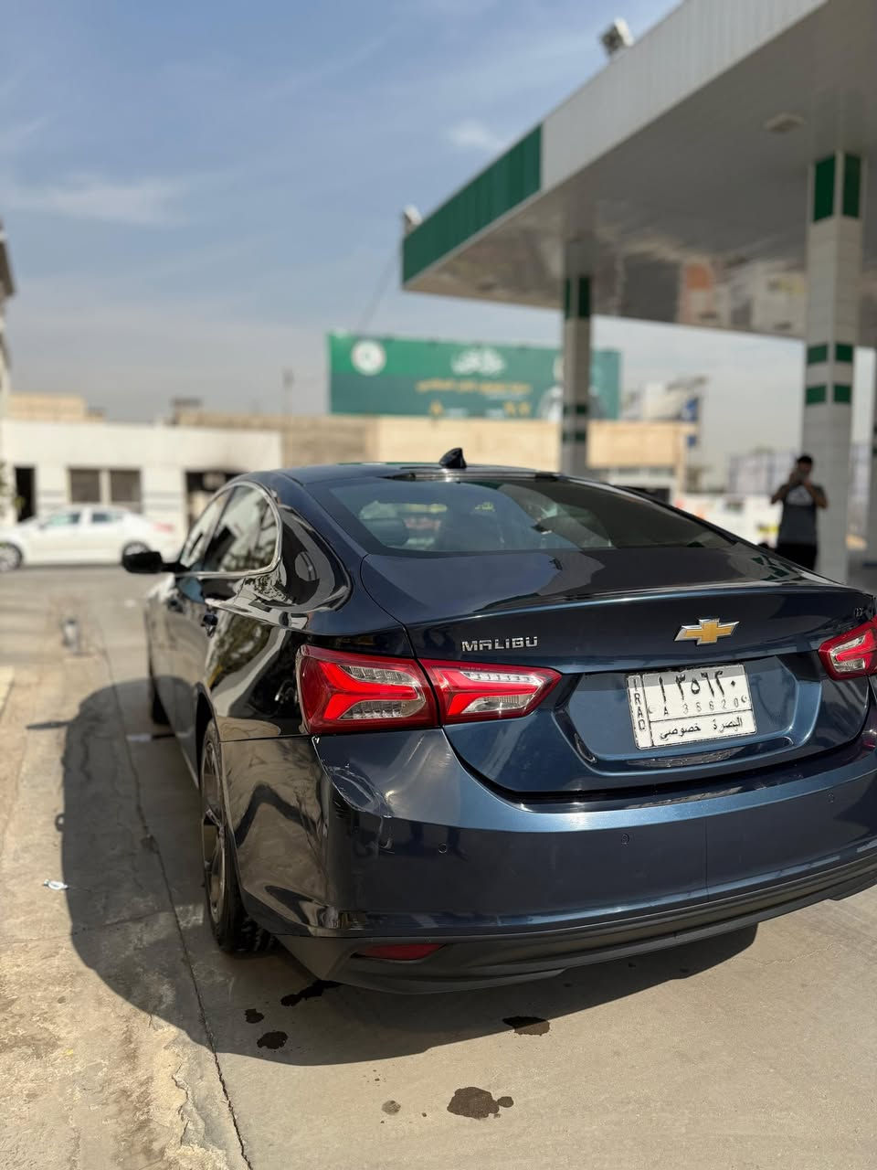 ماليبو 21 ماشيه 155km حادثها موجوده صوره بيها صندوك مبدل ومصبوغ ب العراق السعر 125$ بيها مجال ***********
