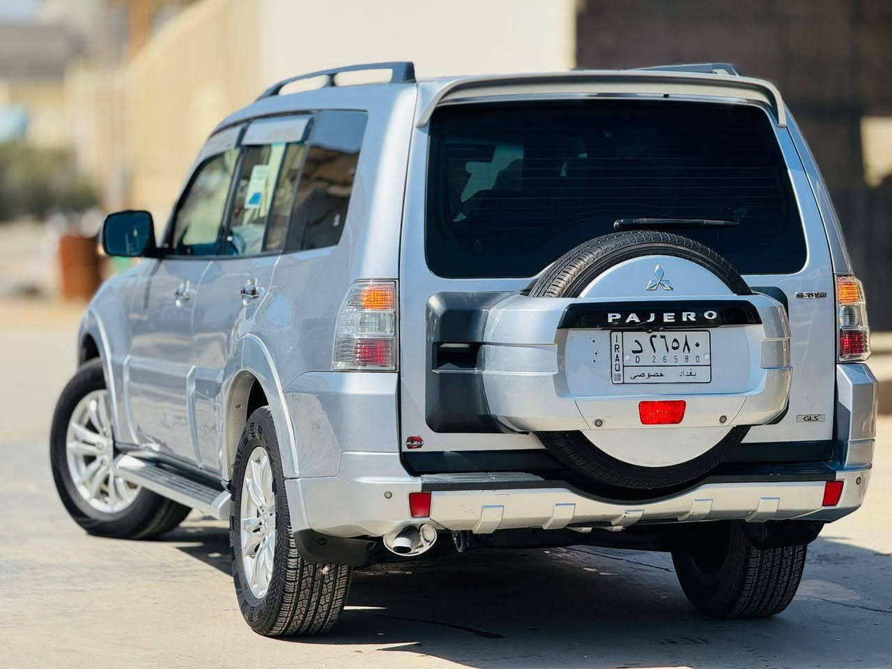 سلام عليكم للبيع باجيرو حبتور 2012 كفاله عامه 3800 فول مواصفات  رقم بغداد تحويل مباشر  فول مواصفات أعلى فئة مواصفات فول واحد ع واحد  حجم المحرك 3800 السياره مكفوله عله واضع الشركه معروفه خليجي السياره جديده مال جناي فورويل  كشنات جلد  كهربائي دتفئه تبريد  اشارة بل مري شفط تحكم ستيرن ثلاثا جها فتحه  تبريد ثلاث قطع حساسات خلفيه زاد ثلاجه تخم تاير كير مكينه حداديه خير من الله سياره جديده السعر 144 وبيها مجال بسيط ***********
مكان السياره بابل
