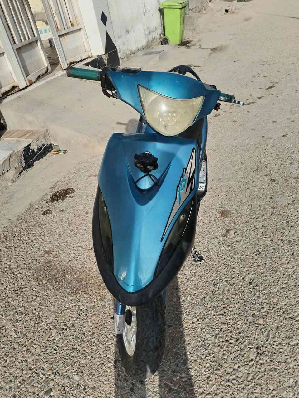 ميسان المجر الكبير
سلام عليكم شباب دراجه نضيفه مجفت مره وحده  سلف شغال هندر لا  السعر٤٥٠ وبيه مجال اوراق خاص مغلق مو شراي لا تعبني وبس تسئل ***********
