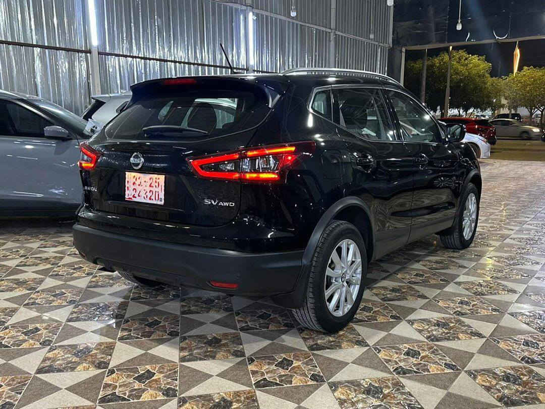 روج قشقاي  SV AWD
موديل : 2023
العداد : 25 الف مايل
مواصفات : 
_ محرك 4 / 2000
_بصمة
_ تشغيل بصمة
_ سلايت
_رادار امامي و جانبي 
_ تحديد مسار
_حساس خلفي توقف ذاتي عند رجوع الي خلف 
_ شاشة كبيرة
_ كامره دوار 
_ نظام ايكو + سبورت
_فول تحكم ستيرن
_ لايت ليد نهاري
_ ويل كروم
ضررها : شبر بونيد صبغ ايربكات سليمة صور ضررها داخل المنشور 
رقم كاتي :  تترقم إربيل _ سليمانية كلفة رقم 16 ورقة 
السعر : 175  بدون رقم بي
***********
