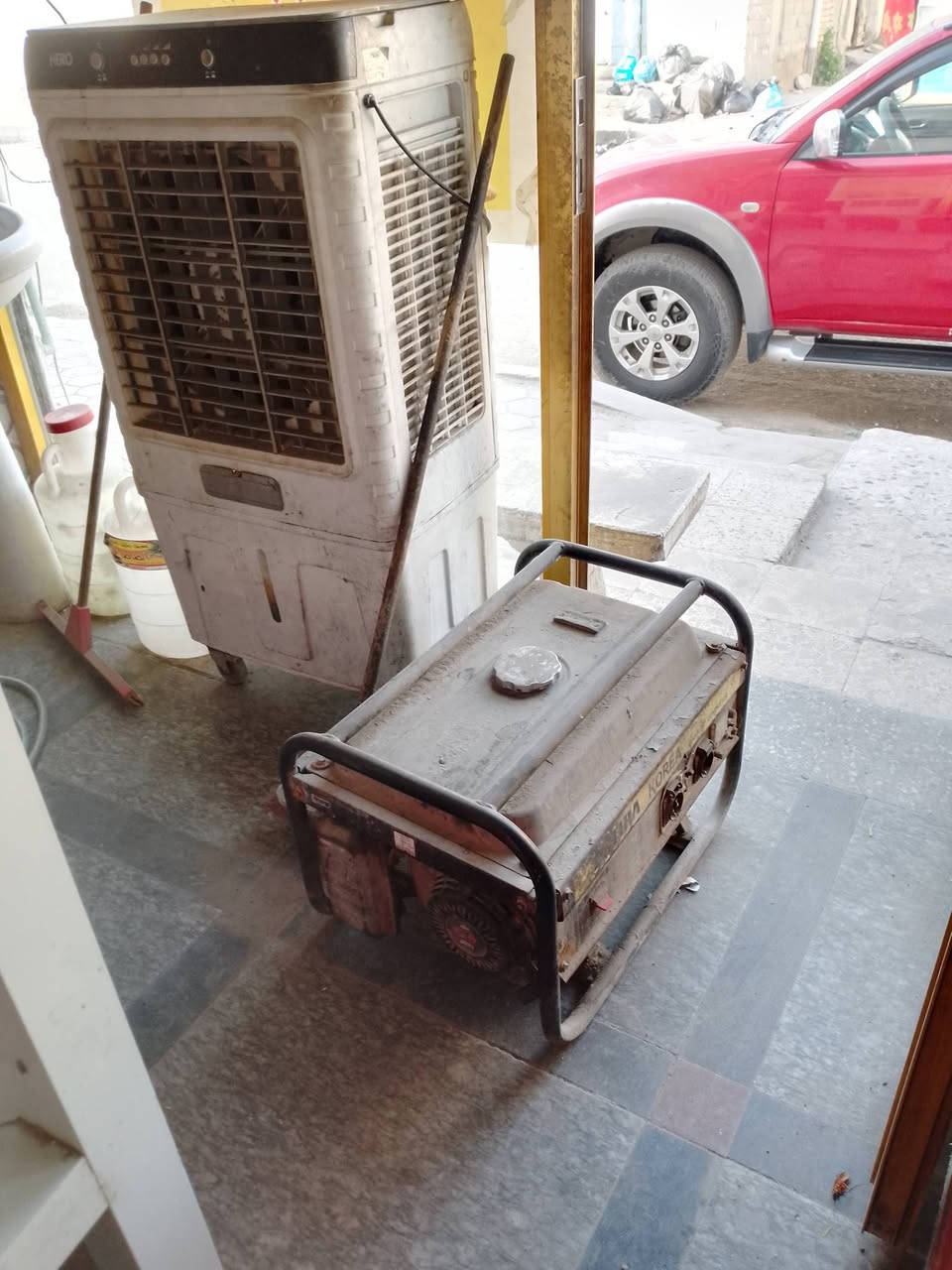 غراض كافتريه للبيع ***********
