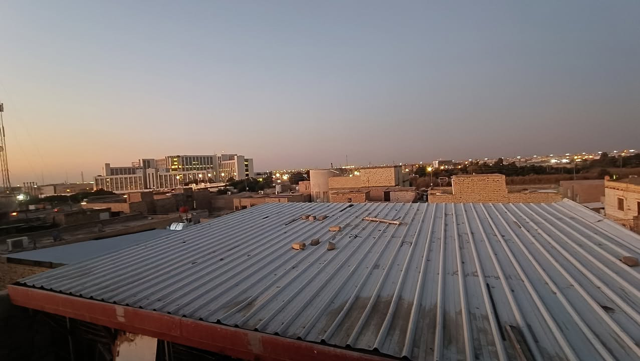 سلام عليكم شباب هاي سقيفه كامله انزله الك تفسيخ كامله هيه والحديد ماله السعر 300بيه مجال وتصال عل الرقم***********
