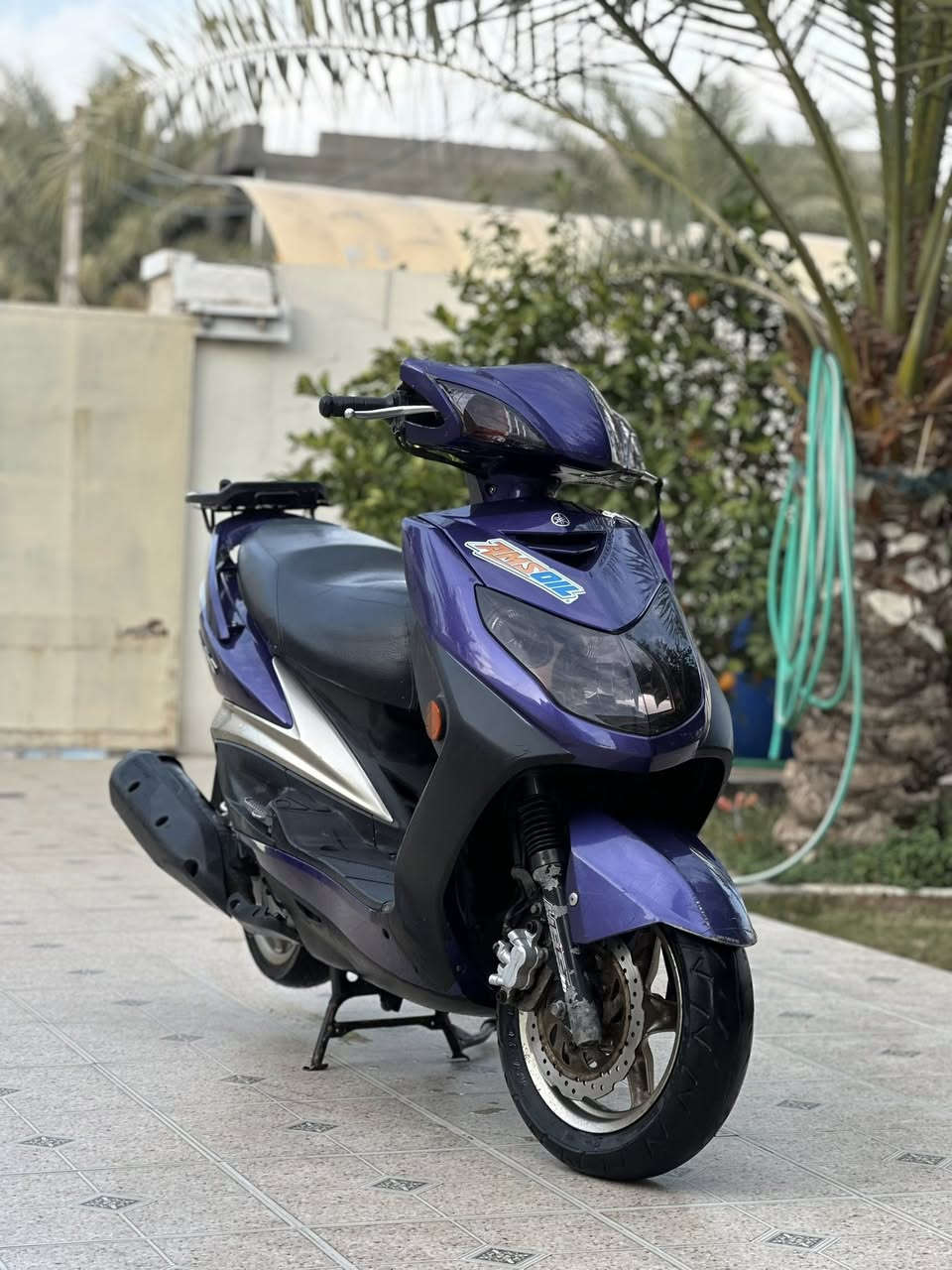 سلام عليكم شباب دراجه سكنز فحل للبيع دراجه خير من الله وهاذه رقمي *********** السعر ٩٠٠ بيهة مجال بسيط@
