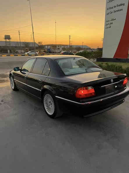 سلام عليكم BMW مديل ١٩٩٦ كاسحه حجم ٧٤٤ اصل
محرك وكير على الشرط
‏حداديه نضيفه 
بدون ضربه صبغ فقط 
السعر ٩٠ بيه محال
رقم المبايل ***********
