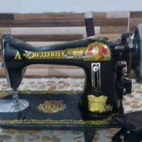 مكينه خياطه للبيع للاستفسار على واتساب  07710363434