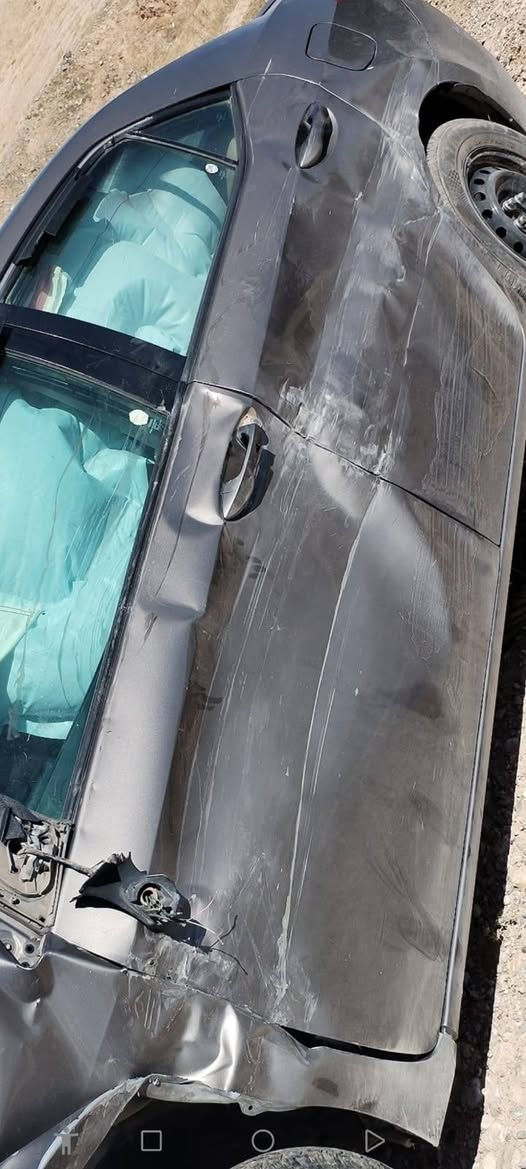 كورولا 2017 الضرر موضح امامك بيها اربع قطع بلاديات من دون دواخل السعر 115 وبيها مجال قليل
***********
